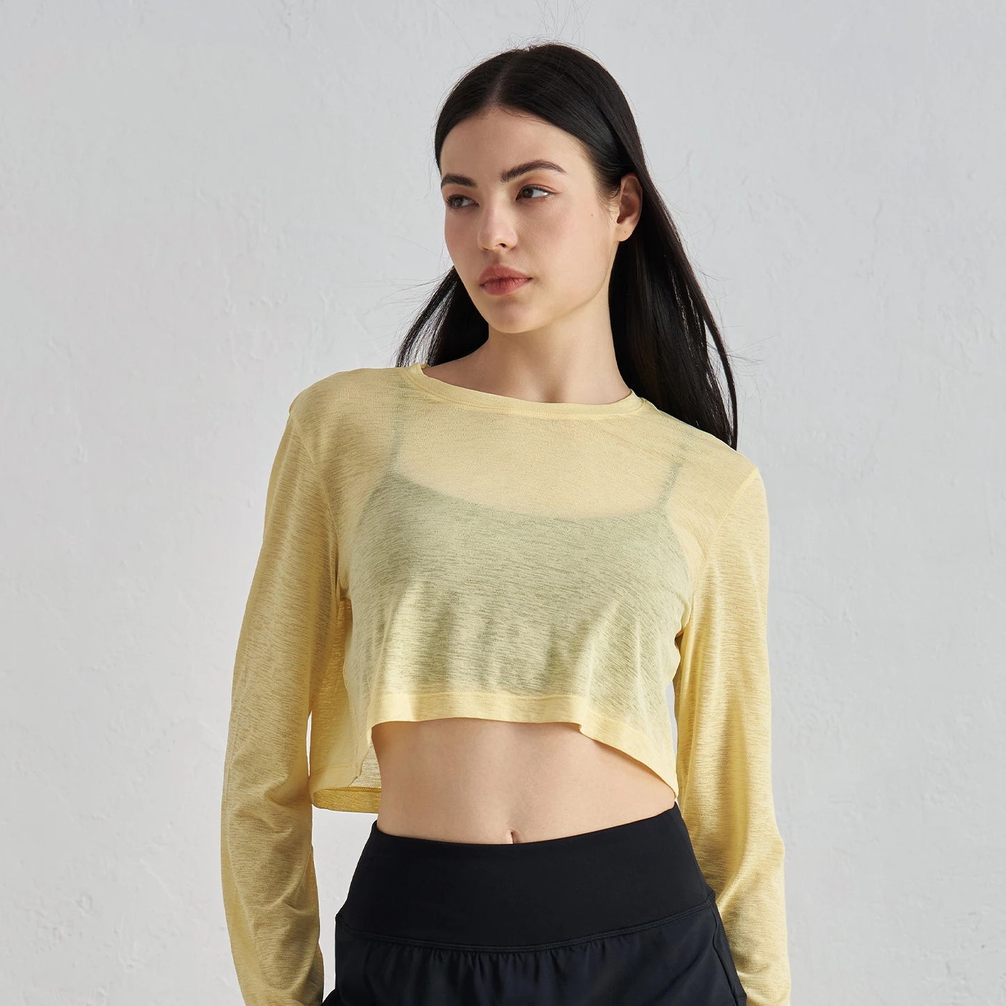 ANNIEGO Cropped Long Sleeve Yoga Top – Slim Fit, Lightweight, Breathable
